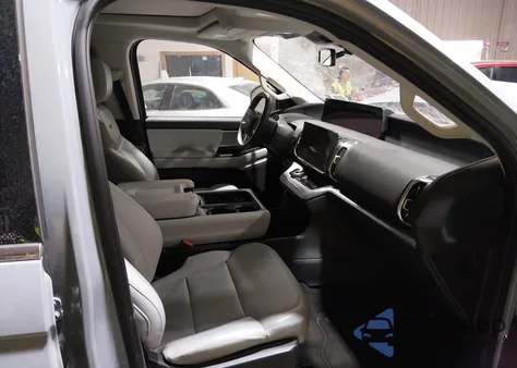 2025 Ford Expedition Platinum from USA, damaged, VIN 1FMJU1M89SEA35281